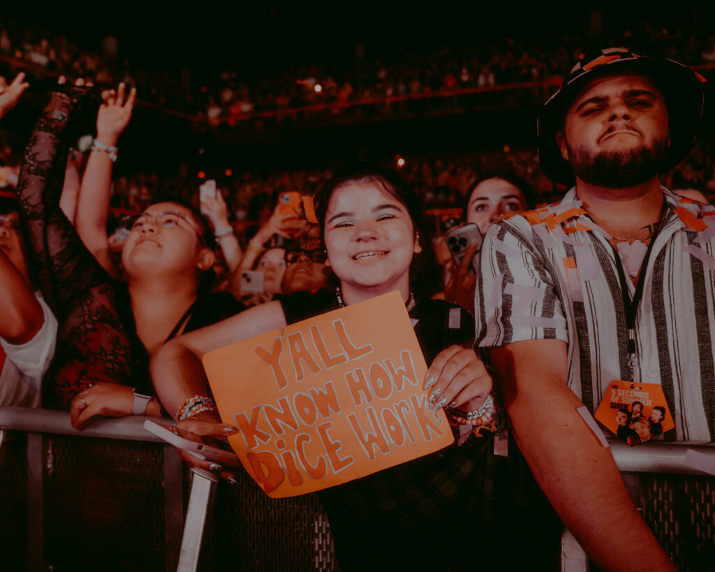 5 Seconds of Summer Live in Boston