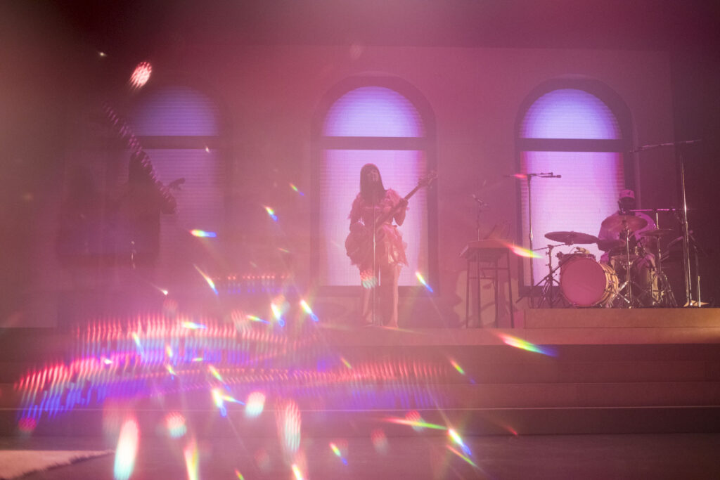 Khruangbin Live